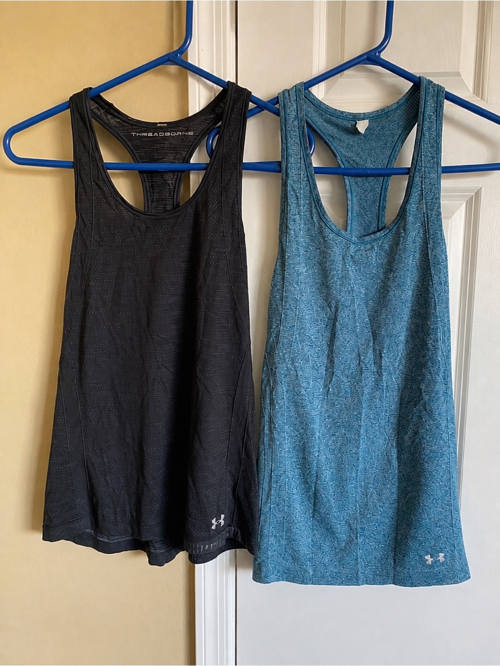 Under Armour Racerback Tank Tops Bundle 2 Pack Black Blue Medium